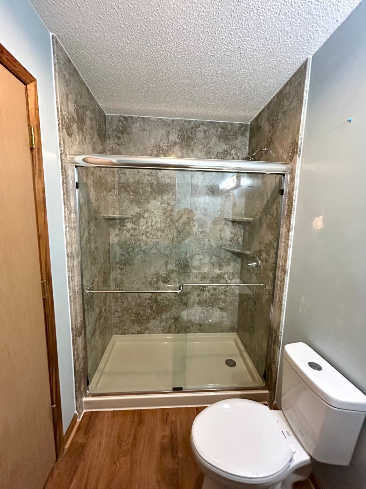 Expert Bathroom Remodeling and Home Painting Services